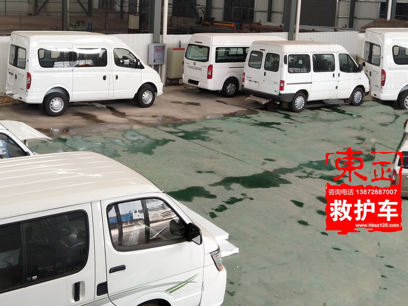 救護車(chē)生產(chǎn)現場(chǎng)照片6