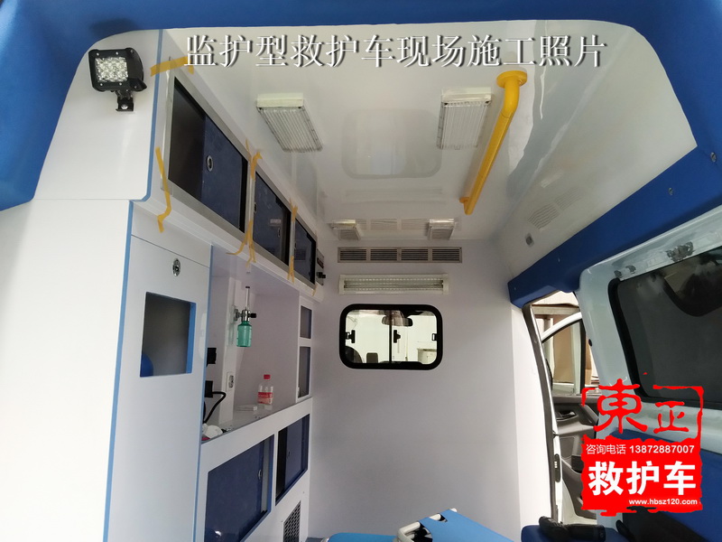 救護車(chē)生產(chǎn)現場(chǎng)照片2
